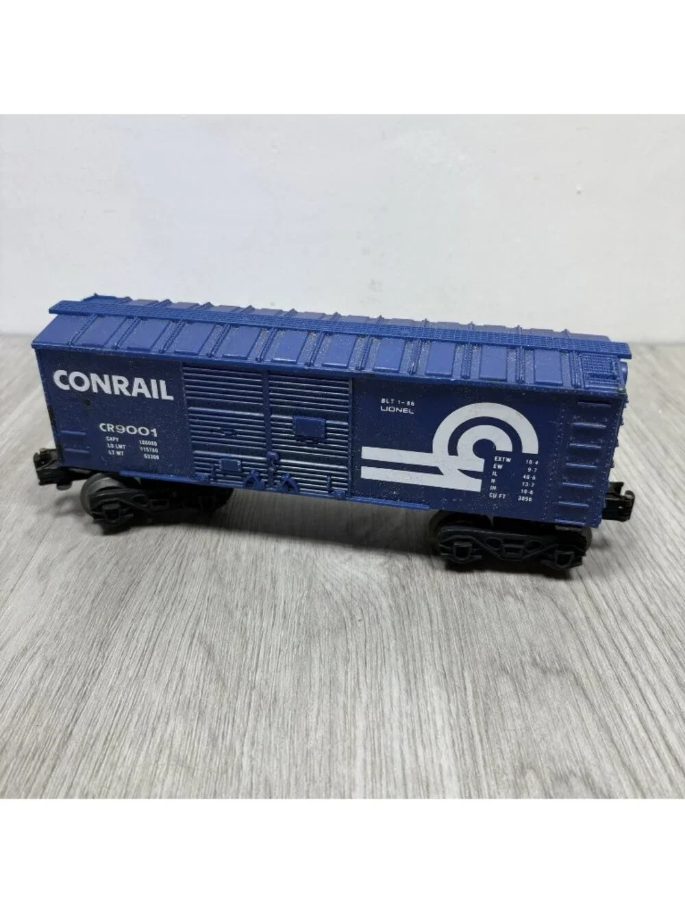 Lionel O Gauge 1:48 Scale Box Car Conrail CR9001, Blue Plastic Train Freight